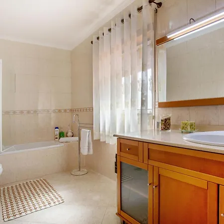 Casa Da Candida * Nazaré